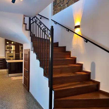 Tas Goecek فندق مبيت وإفطار *